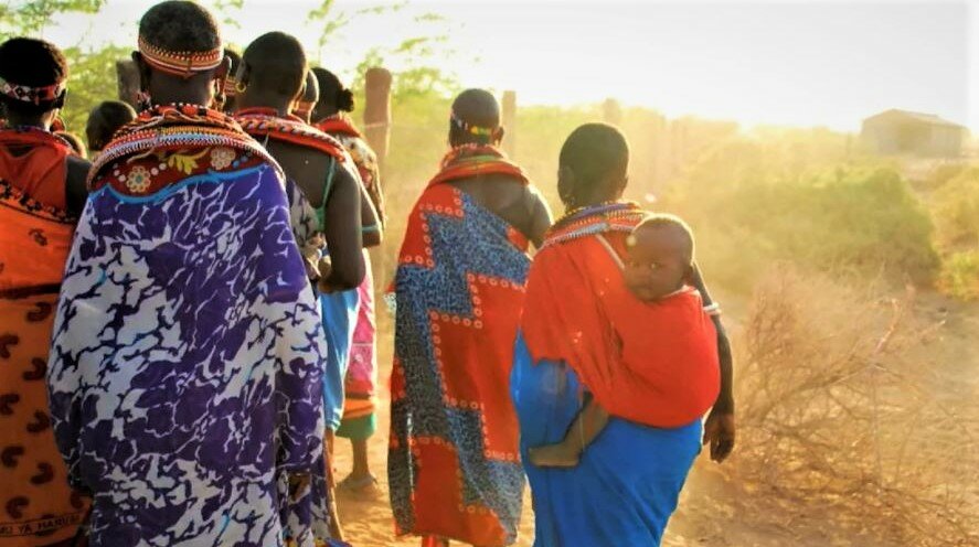 Женщины ушли из племени в неизвестность. Фото https://vk.cc/c0V4jB