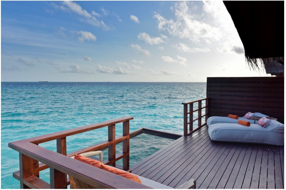 Мальдивский курорт предлагает ночевку прямо в океане под звездами Мальдивы,отдых,отпуск,туризм