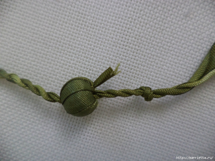 Цветы из атласных лент своими руками: мастер -классы Цветы из атласных лент своими руками: мастер -классы атласные ленты