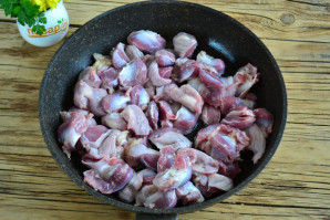 Куриные желудки с грибами блюда из курицы,кулинария,мясные блюда