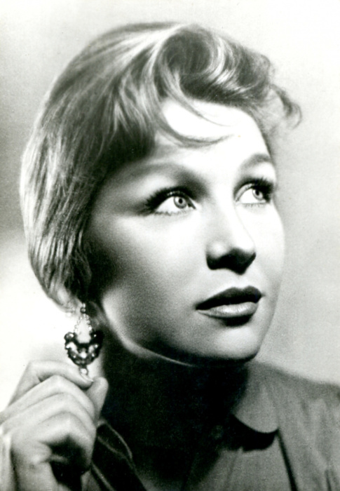 4 брака и забытое счастье Марьи-искусницы: Парадоксы судьбы Нинель Мышковой 4 брака и забытое счастье Марьи-искусницы: Парадоксы судьбы Нинель Мышковой видео,звезда,кино и тв,наши звезды,Нинель Мышкова,развлечение,шоу,шоубиz