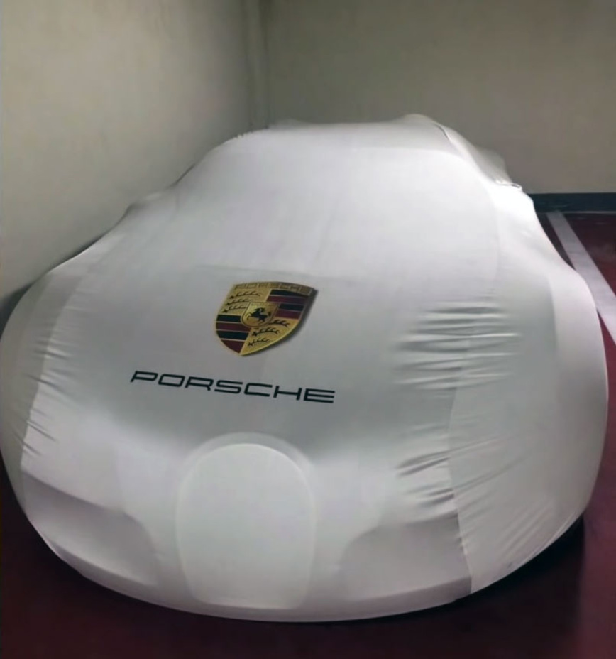 На подземном паркинге в Москве нашли брошенный Bugatti Veyron за 100 млн рублей На подземном паркинге в Москве нашли брошенный Bugatti Veyron за 100 млн рублей авто и мото,автоновости,видео,Россия