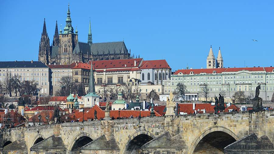Чехия отложила расследование взрывов на складах боеприпасов во Врбетице