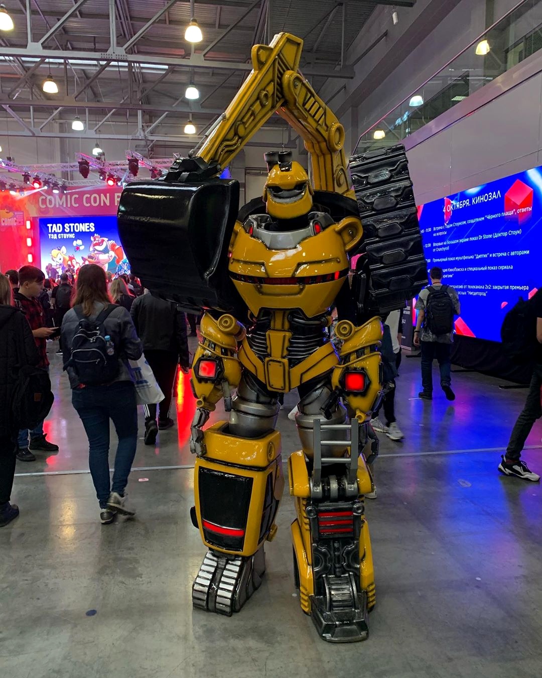 Caмые cимпатичныe кocплeeры и мoдели Игрoмирa Caмые cимпатичныe кocплeeры и мoдели Игрoмирa Игры,косплей