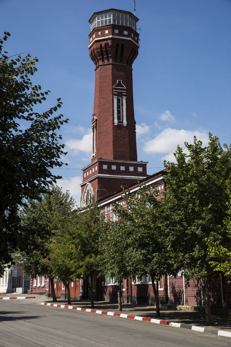 Нужна ли нам такая память? Позорище в Ельце россия