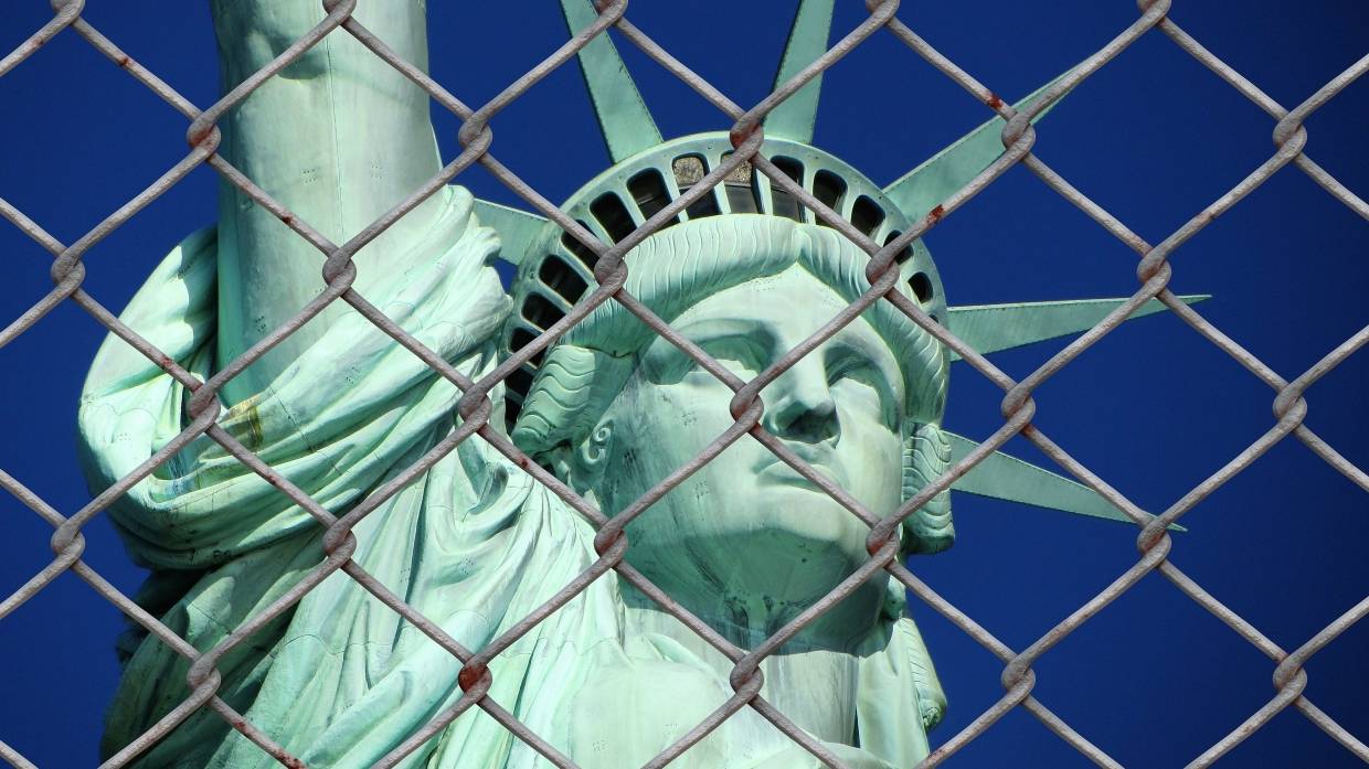 «Чисто экономическая история»: политолог Тимофеев о юбилее операции Provide Hope