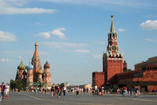 РУССКАЯ РЕЧЬ В МОСКВЕ ТРОНУЛА КИЕВЛЯНКУ ДО СЛЕЗ: «КАК ЖЕ МНЕ ЕЕ НЕ ХВАТАЕТ»