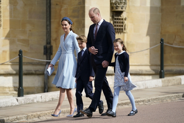 Кейт Миддлтон и принц Уильям с детьми Джорджем и Шарлоттой