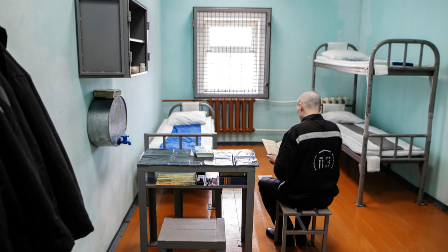 Сбивший насмерть пенсионерку депутат Красноярского края получил 2 года колонии