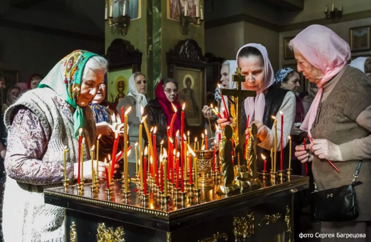 Радуница ударение. Радуница. Пасха и Радуница. Праздник Радоница в 2021. Пасха Радуница года.