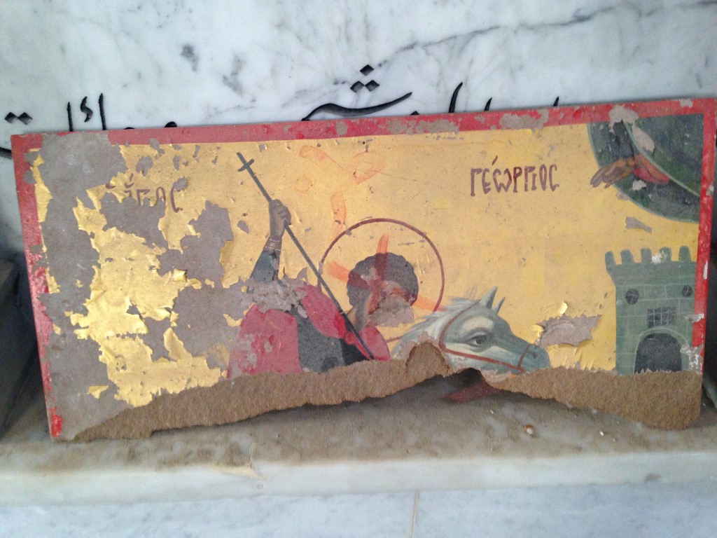 Оскверненная икона Георгия Победоносца, Маалюля, фото фото «Русской Весны»