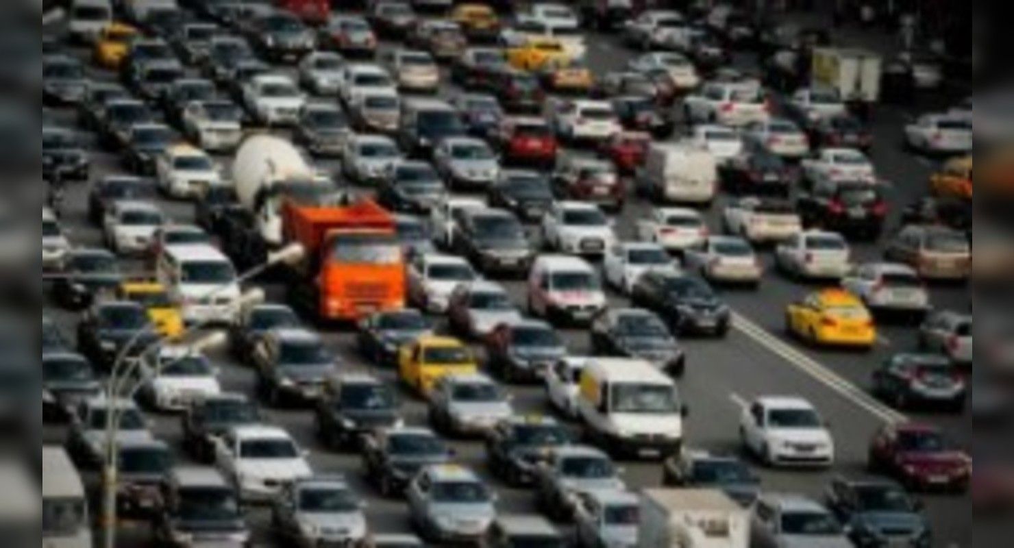 Водителям рассказали, как с пользой провести время в «пробке»