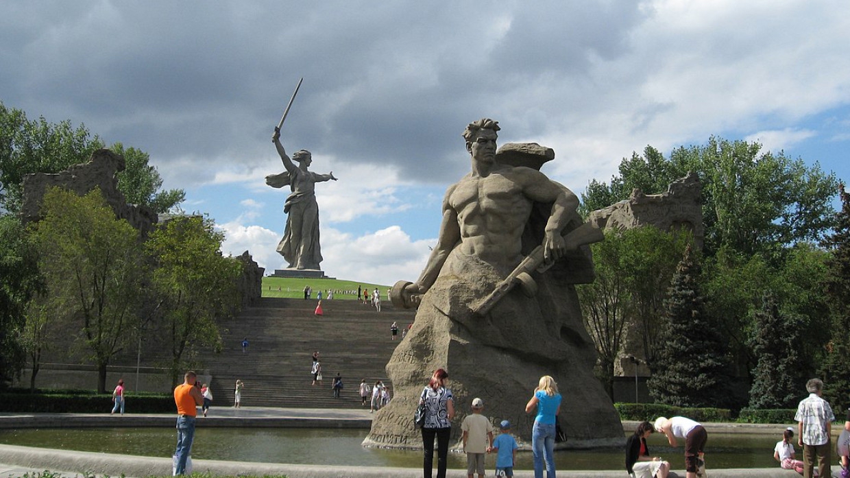 Многодетные семьи из Волгограда могут рассчитывать на земельный участок