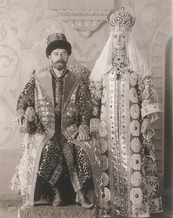 Русская история: "ОДЕЖДА, КОТОРУЮ МЫ ПОТЕРЯЛИ" Русская история: "ОДЕЖДА, КОТОРУЮ МЫ ПОТЕРЯЛИ"