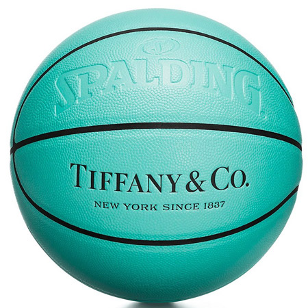 Одежда Dior от Трэвиса Скотта, баскетбольные мячи от Tiffany & Co: дайджест fashion-новостей недели Мода,Новости моды
