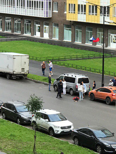 Водитель на глазах у сына насмерть сбил пешехода, скрутил номера и скрылся. Он не хотел, чтобы дети росли беспризорниками Водитель на глазах у сына насмерть сбил пешехода, скрутил номера и скрылся. Он не хотел, чтобы дети росли беспризорниками авто и мото,автоновости