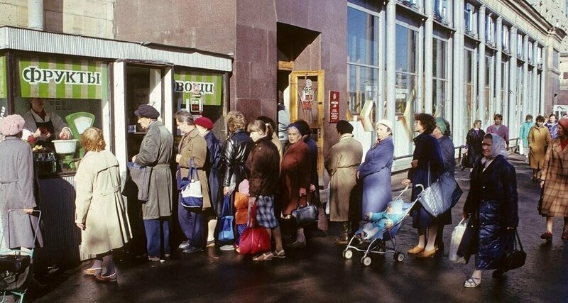 Очереди в СССР: ретроспектива СССР, город, дефицит, люди, очередь, ретроспектива, эстетика