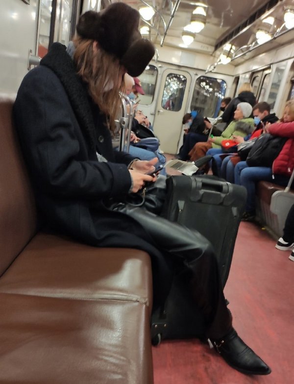 Чудаки и модники из метро  позитив,смешные картинки,юмор