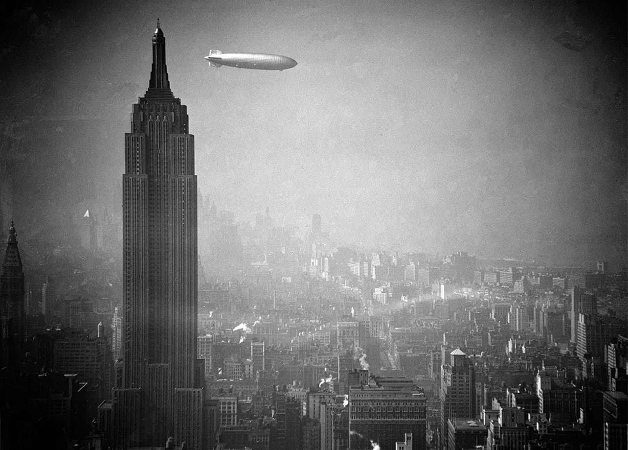 Дирижабль Гинденбург над Нью-Йорком 1937