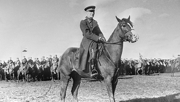 «Смешались в кучу кони, люди»: как генерал Плиев получил ключ к немецкой обороне на юге Украины