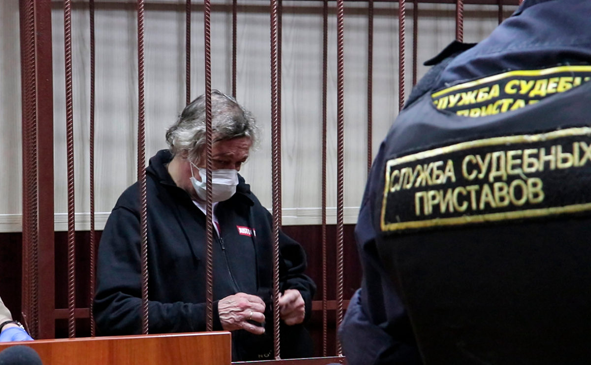 Адвокат Михаила Ефремова заявил, что актёр не совершал преступления