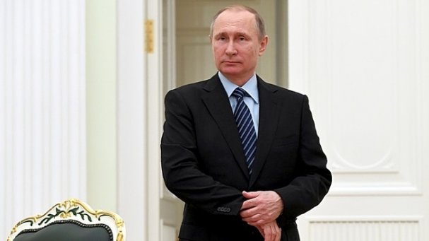 Владимир Путин оставит Порошенко «подарок» во Франции