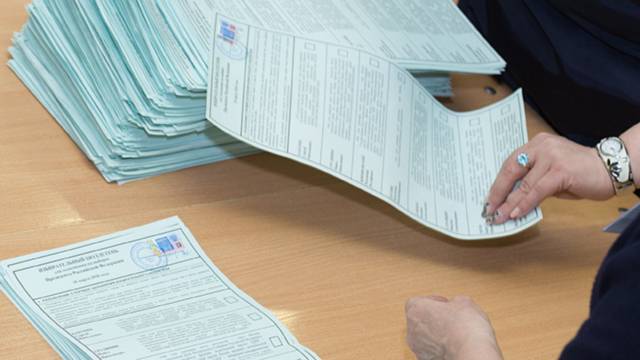 Избирательные участки закрылись в Омской области
