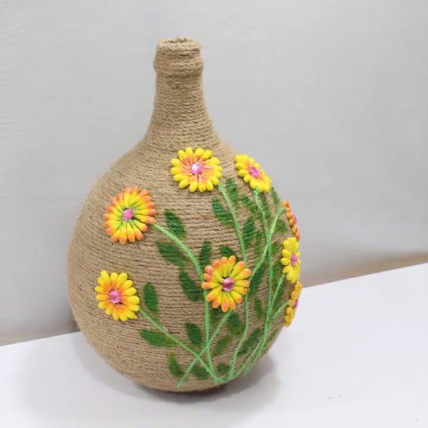 Комбинированная ваза с декором из шпагата           к