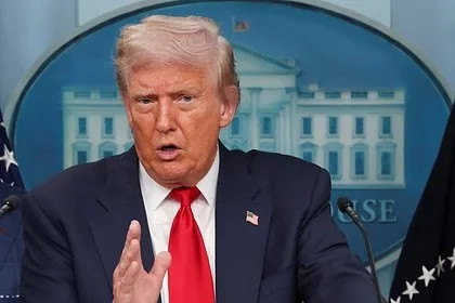 Трамп раскрыл Зеленскому цели саммита с Путиным