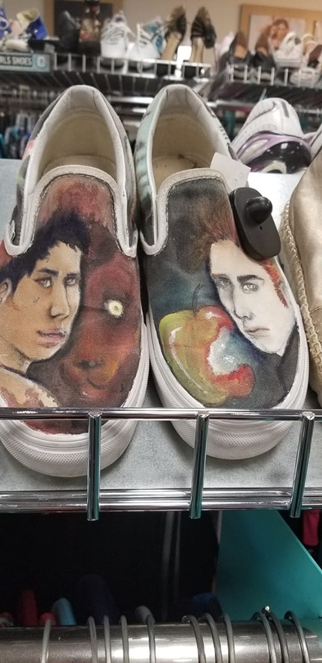 17 чудаковатых товаров, которые озадачили покупателей барахолок и секонд-хендов 17 чудаковатых товаров, которые озадачили покупателей барахолок и секонд-хендов