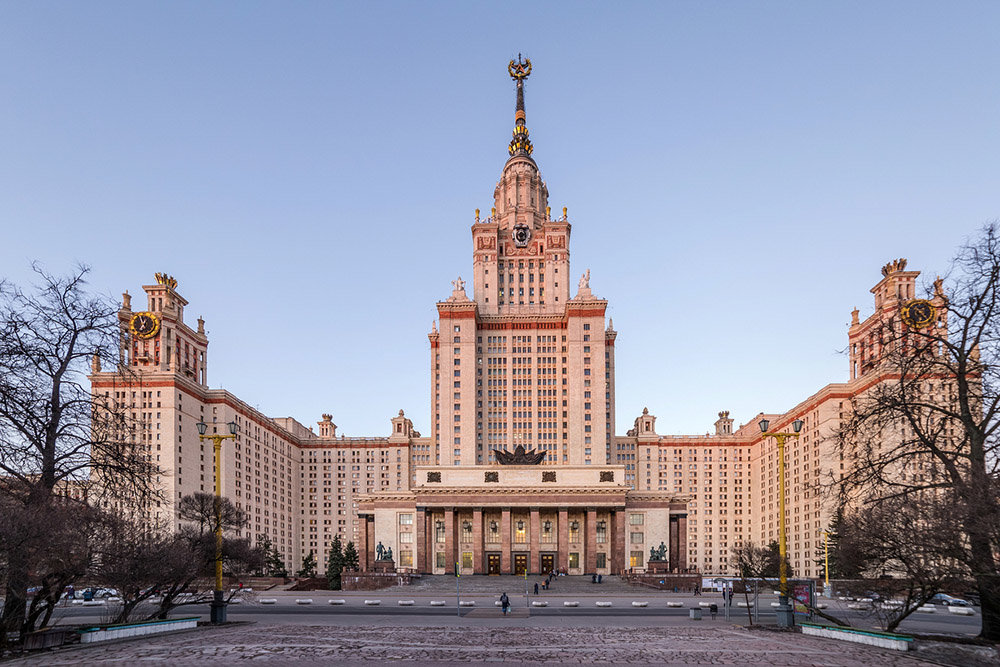 Автор московского университета архитектор. Кампусы МГУ В Москве. МГУ И СПБГУ. Высшая школа экономики МГУ. ВШЭ МГУ здание.