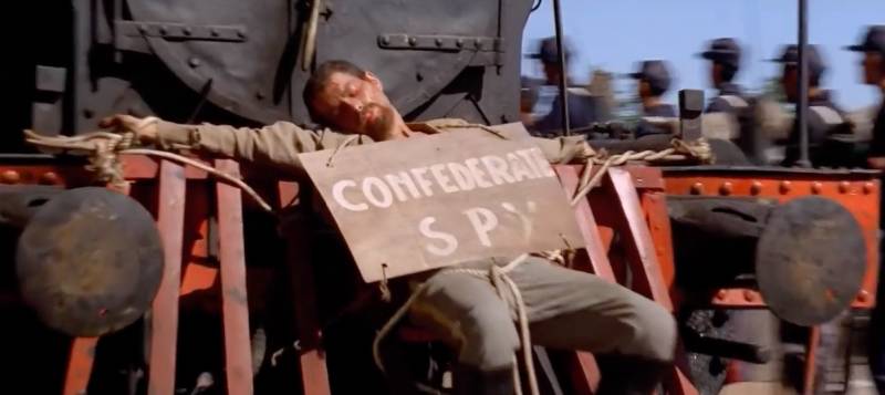 Красные и белые. Сражения солдатиков 