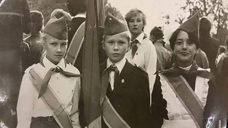 Детские фотографии российских звезд. Пугачеву вообще не узнать!