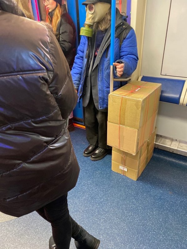 Чудаки и модники из метро  позитив,смешные картинки,юмор