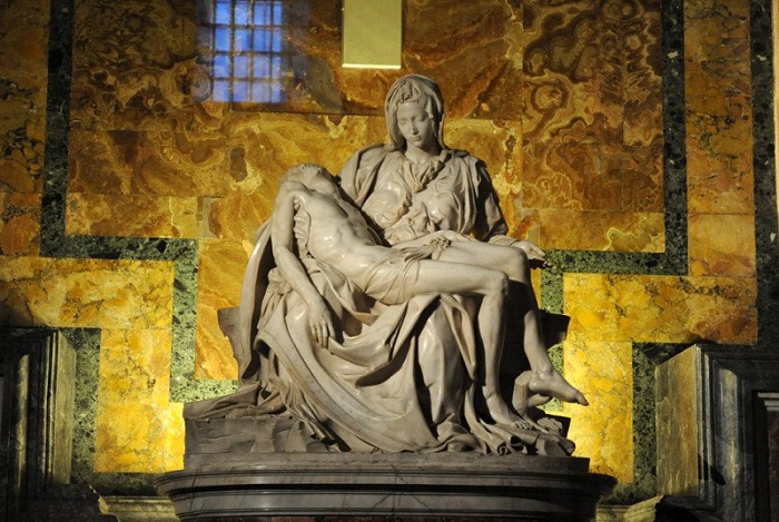 «Рietа». «Оплакивание Христа».(1499). Собор Святого Петра. Ватикан. Автор: Микеланджело Буонарроти.