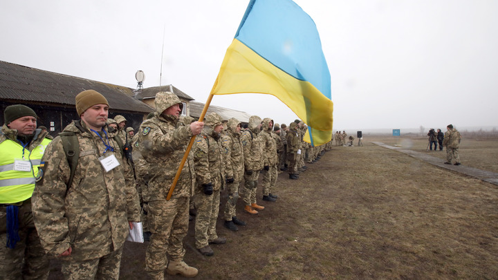 "Если Россия ослабнет": Киеву, заикнувшемуся о "силовом возврате" Донбасса, пригрозили "усмирением" украина