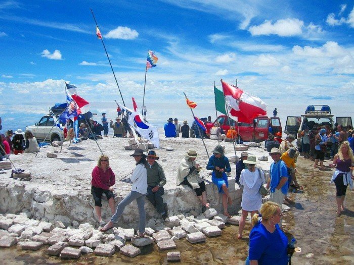 Где небо сливается с землей Где небо сливается с землей авиатур