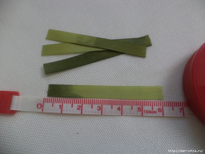 Цветы из атласных лент своими руками: мастер -классы Цветы из атласных лент своими руками: мастер -классы атласные ленты