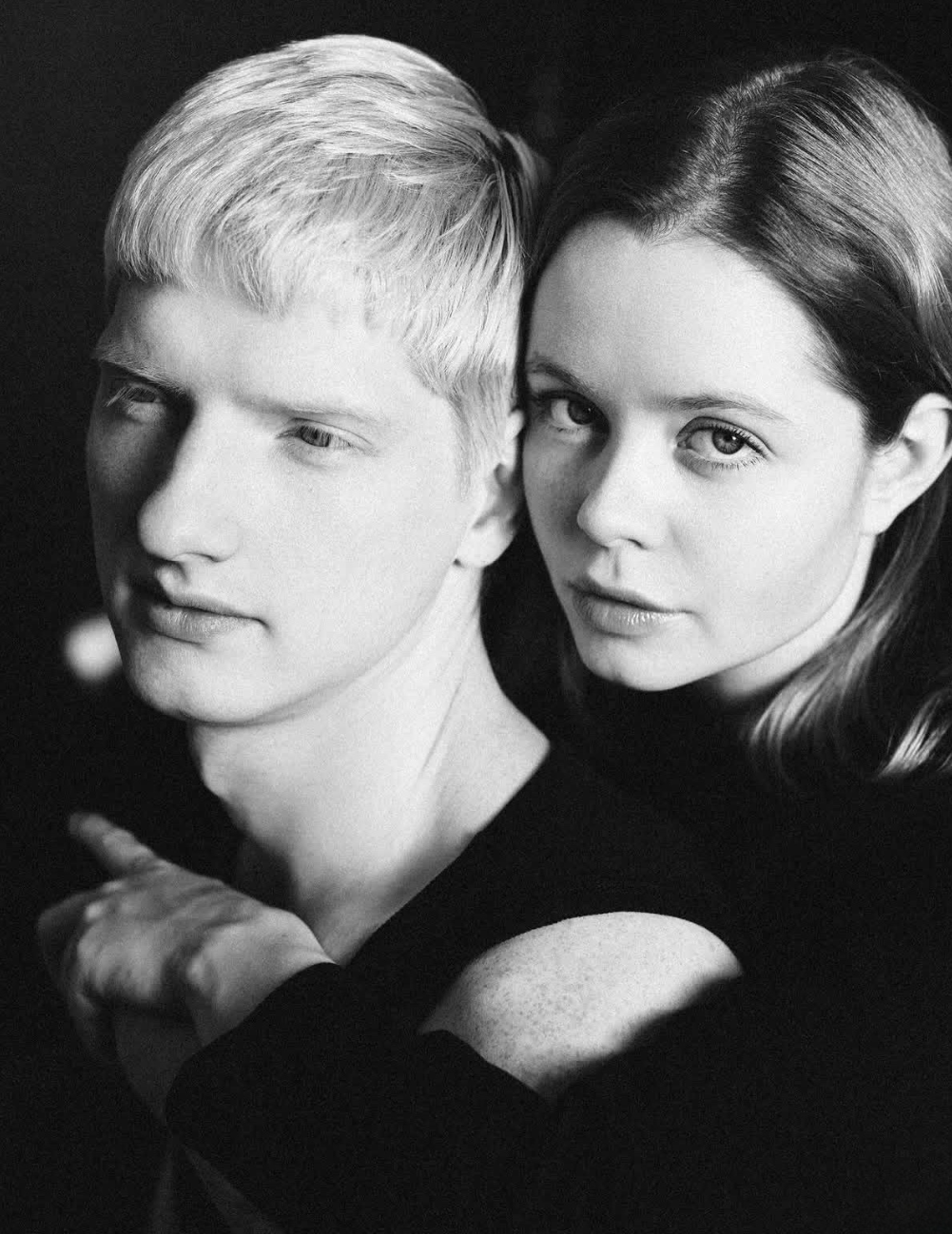 Звезда комедии «Сводишь с ума» Мила Ершова поделилась романтическими кадрами с мужем в честь годовщины отношений Святослав, Ершова, Рогожан, будет, вместе, двоих, стало, когда, думала, символично, родить, романтические, актриса, супруги, узнали, через, очень, избраннице, Святослава, кругу