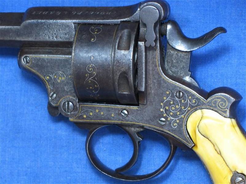 Револьверы, которые на «Д» Револьверы, которые на «Д» оружие