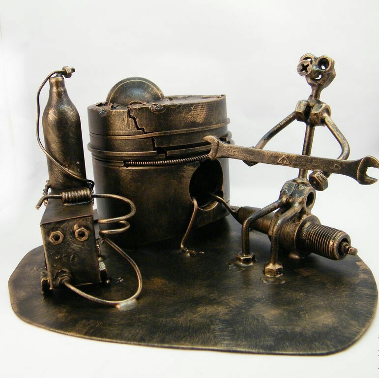 Чем занимаются слесаря, в свободное от работы время автосамоделки