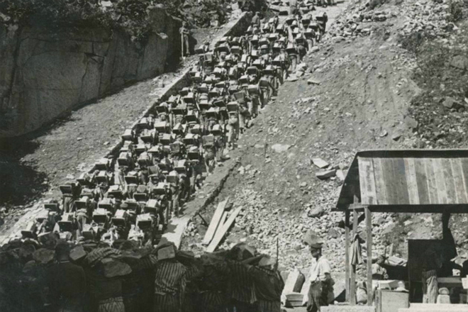 Лестница мертвецов: самое жуткое место Второй мировой войны вторая мировая война