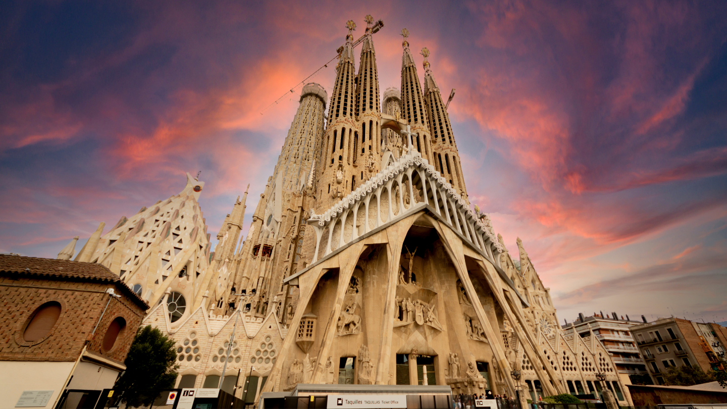 5 сумасшедших архитектурных проектов, которые построили вопреки всему проект, критики, когда, только, башня, Утзон, зданий, Эйфеля, башню, называли, который, Мальме, Torso, здание, самых, Turning, архитектор, остановить, история, зданием