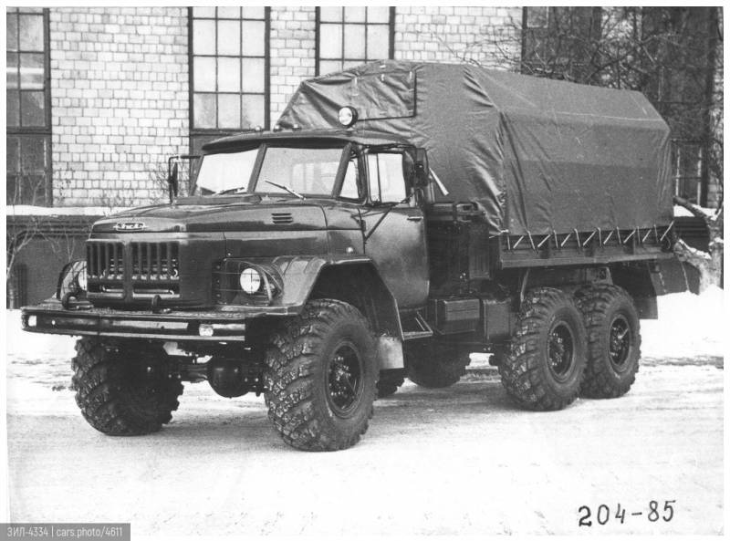 Капотный ЗИЛ-131: история и поиски идеала оружие