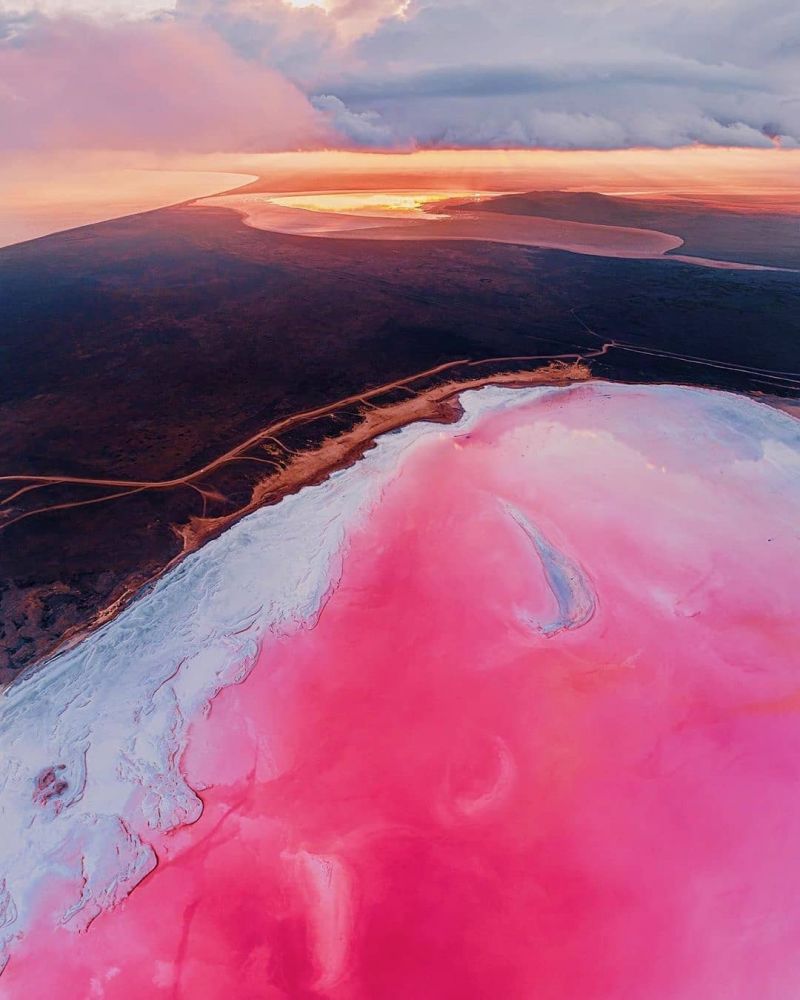 Розовое озеро в Крыму Кояшское озеро
