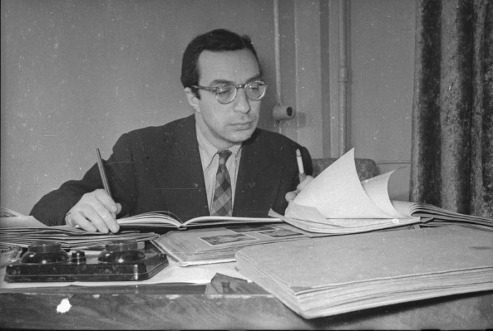 За кадром фильма «Одиноким предоставляется общежитие»: Почему создатели получали гневные письма после выхода картины на экраны 