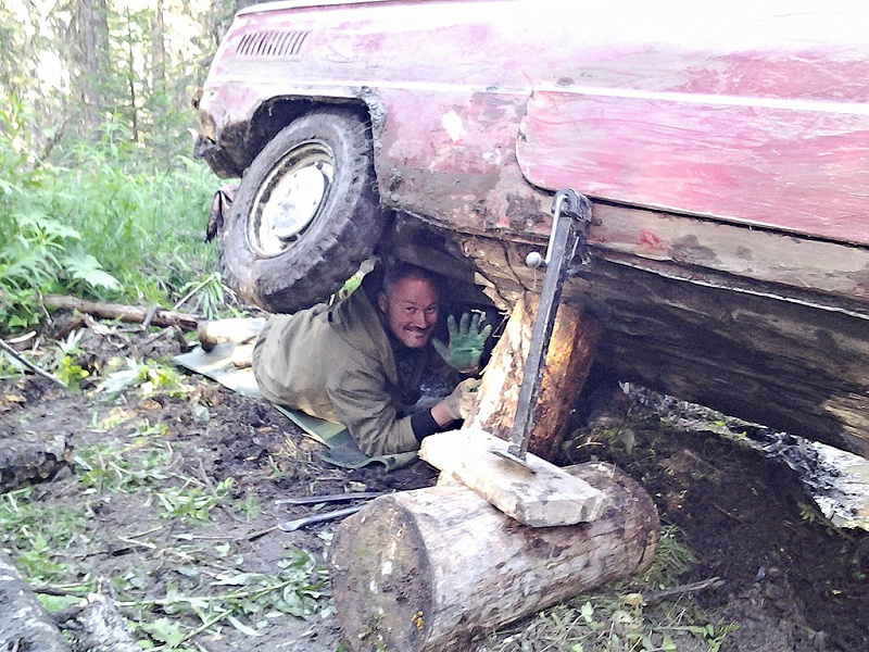 Экстрим по-русски: из Омска до Магадана на запорожце Экстрим по-русски: из Омска до Магадана на запорожце автотуризм