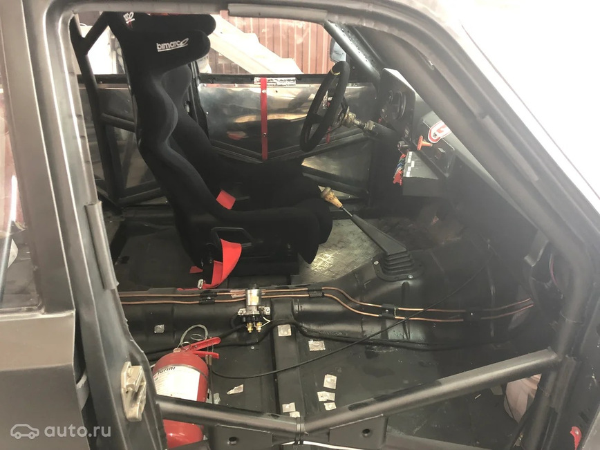 На продажу выставили гоночный ГАЗ-24-02, занявший последнее место в своей единственной гонке На продажу выставили гоночный ГАЗ-24-02, занявший последнее место в своей единственной гонке авто,авто и мото,автомобиль,автоновости,Россия