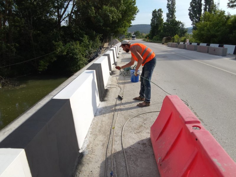Ремонт моста на подъезде к поселку Кача под Севастополем завершен