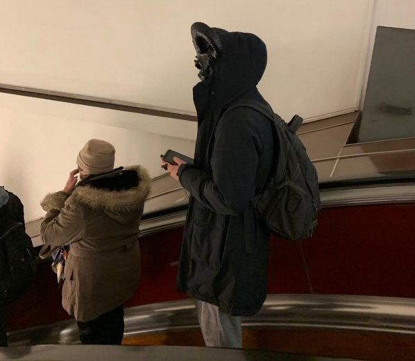 Чудаки и модники из метро  позитив,смешные картинки,юмор